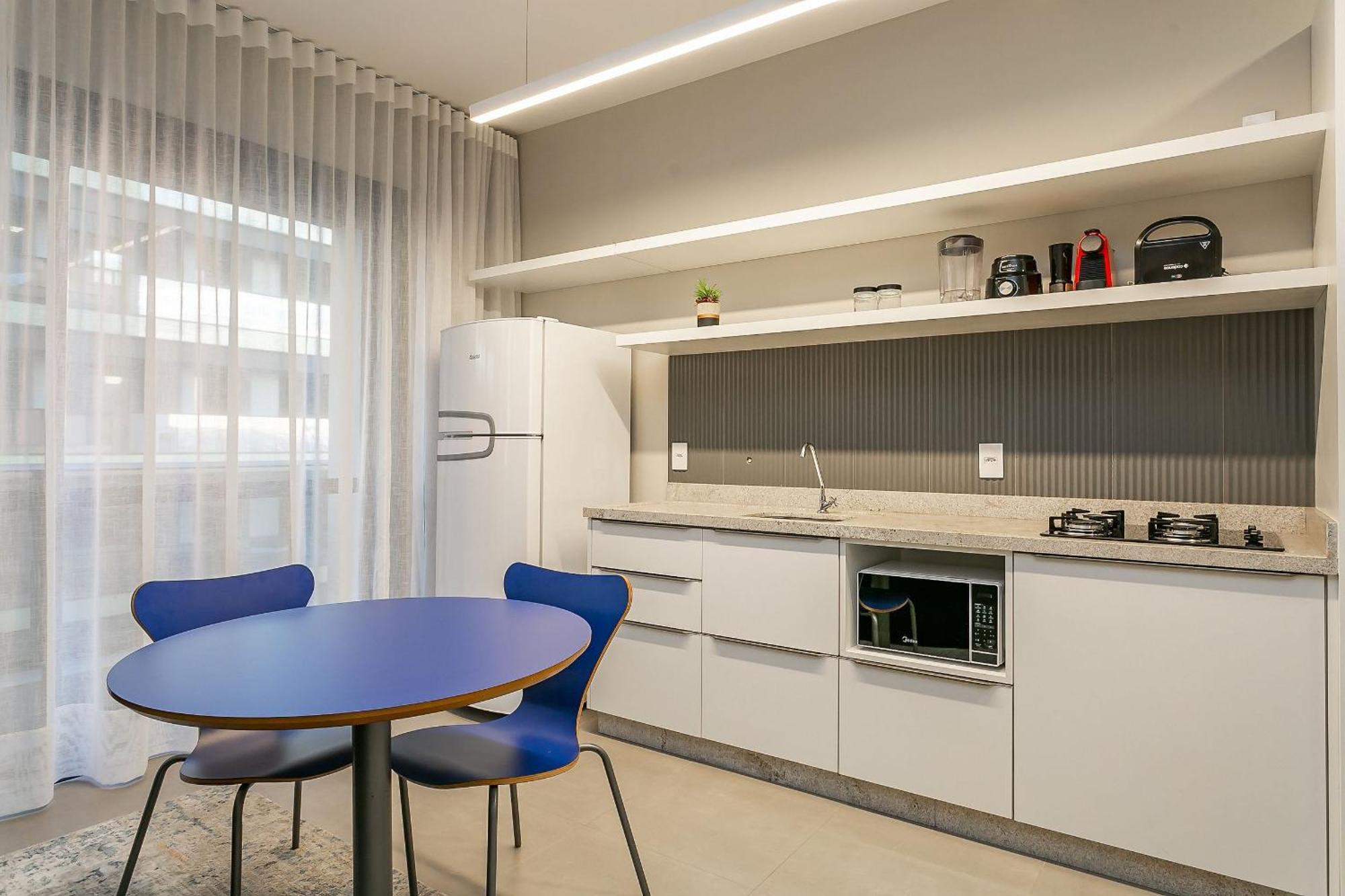 Apartamento Piscina No Rooftop Com Vista Mar | Foodhall | Wi-fi 200mb #toptower